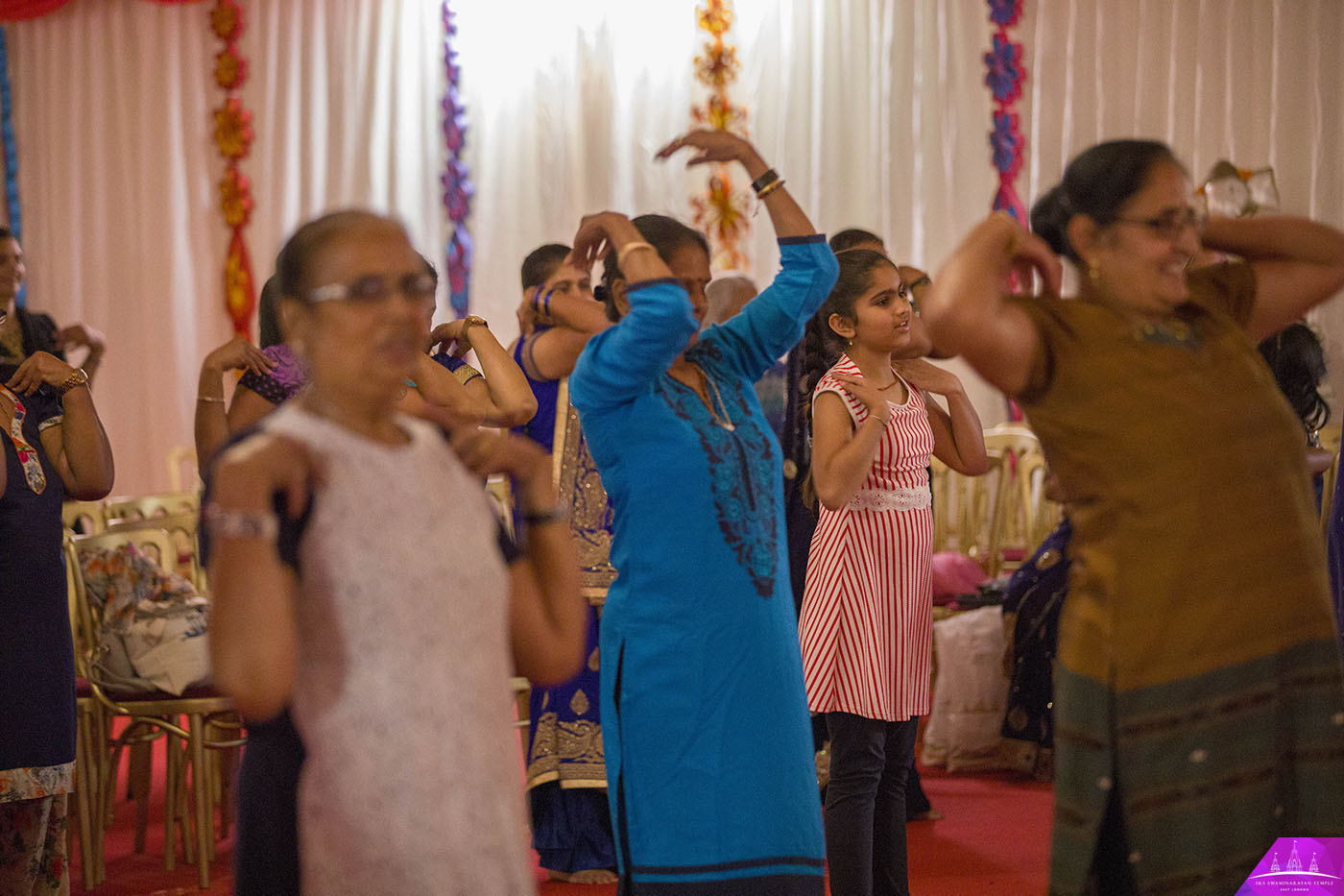 ©1987-2017 SKS Swaminarayan Temple East London